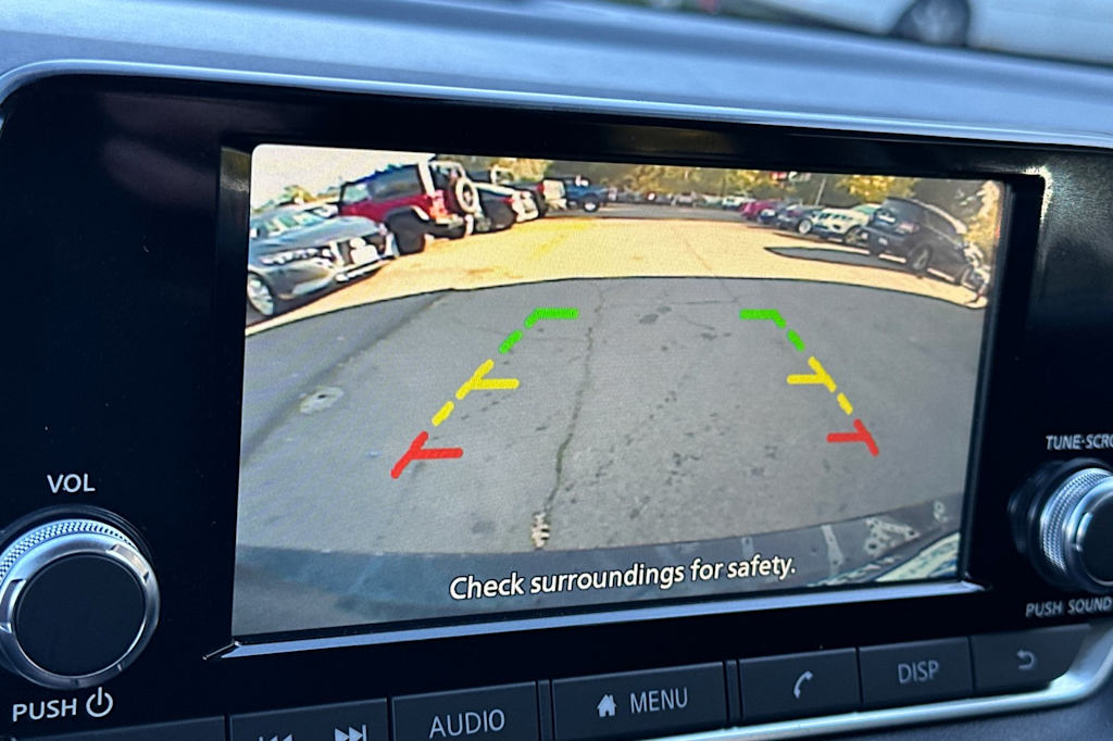 Thumbnail: 2025 Nissan Sentra - 23