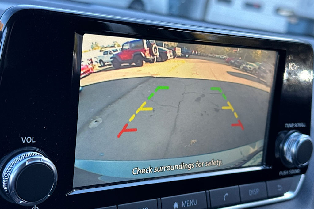 Thumbnail: 2025 Nissan Sentra - 22