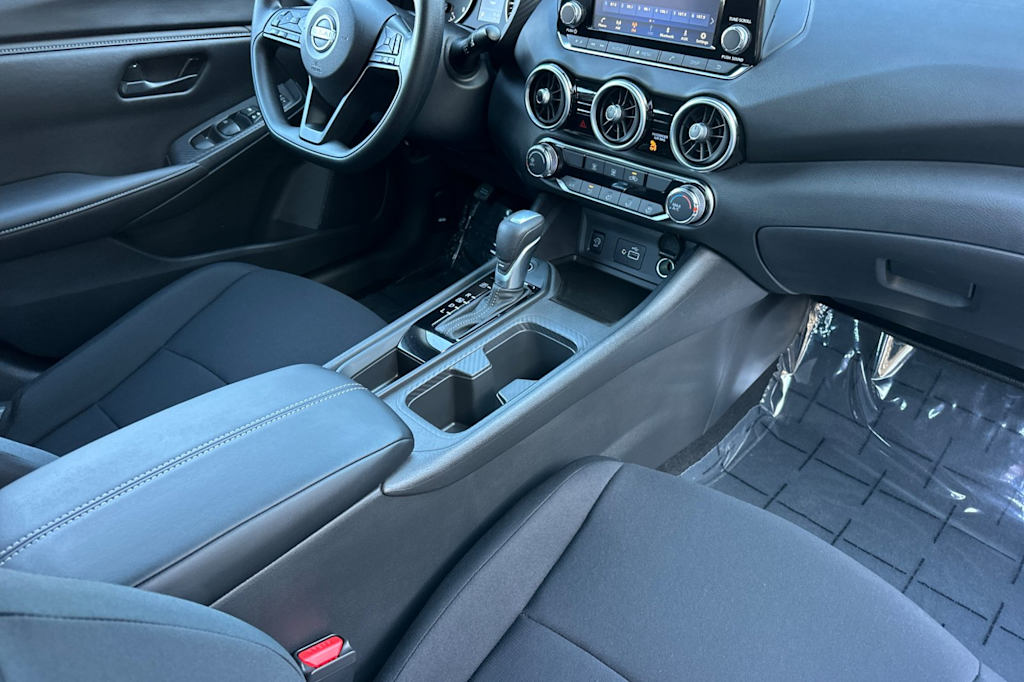 Thumbnail: 2025 Nissan Sentra - 13