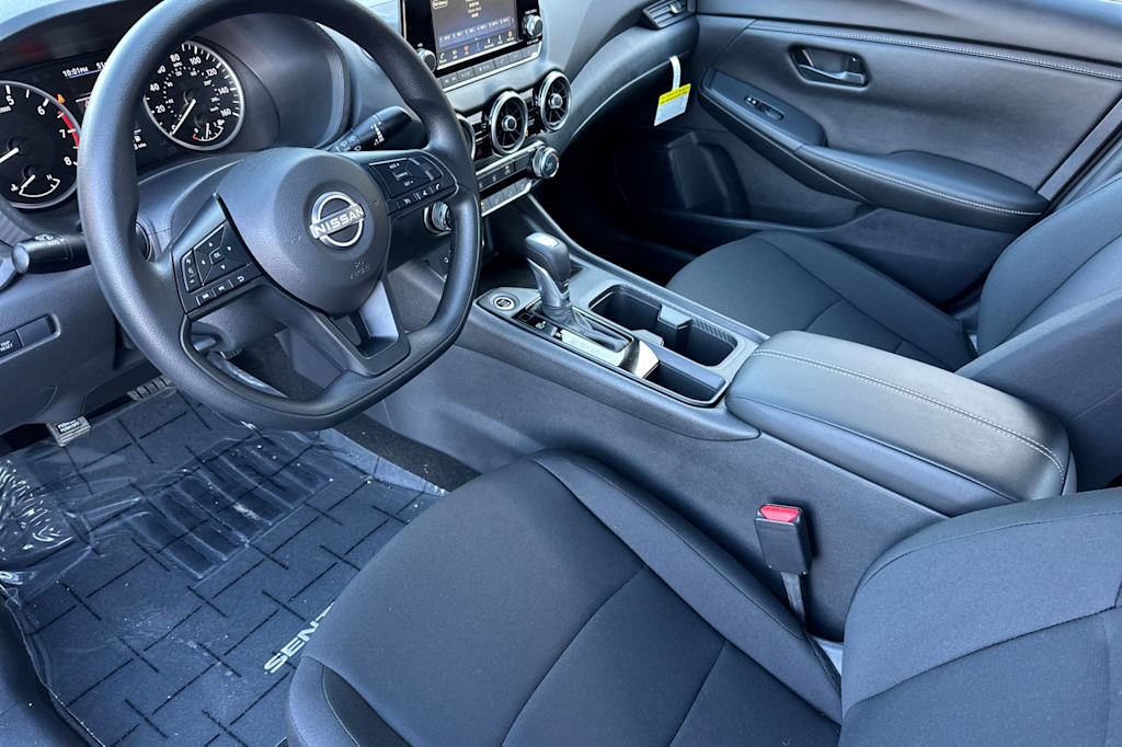 Thumbnail: 2025 Nissan Sentra - 9