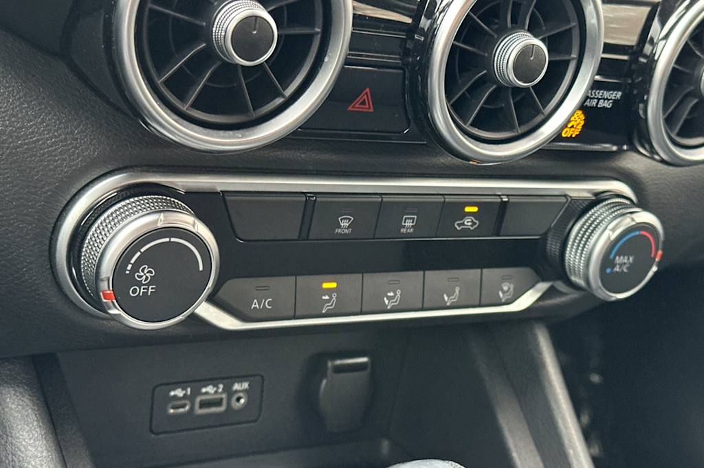 Thumbnail: 2023 Nissan Sentra - 22