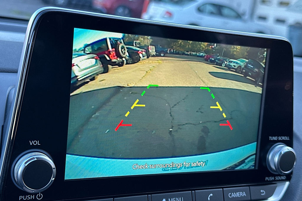 Thumbnail: 2025 Nissan Sentra - 23