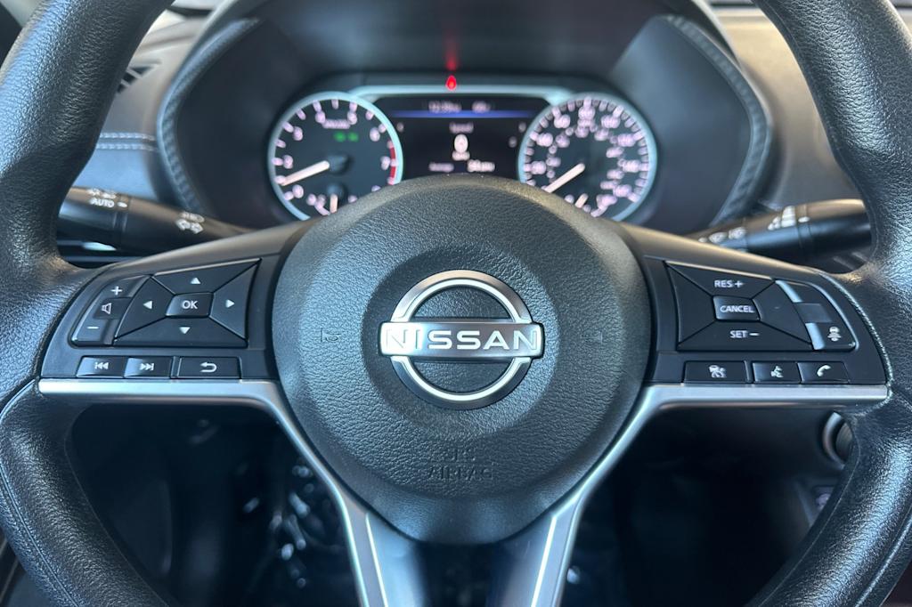 Thumbnail: 2024 Nissan Sentra - 25