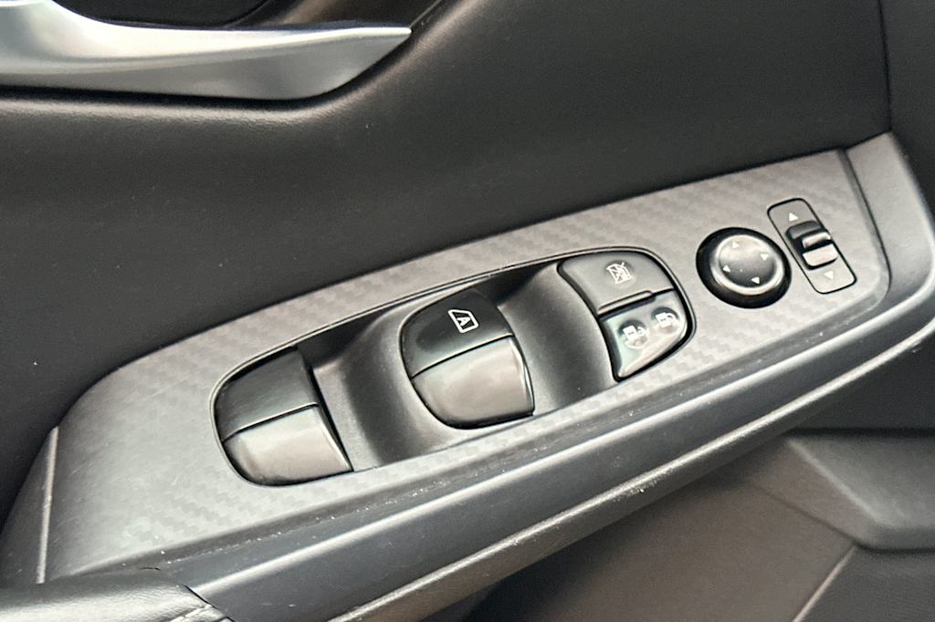 Thumbnail: 2021 Nissan Sentra - 21