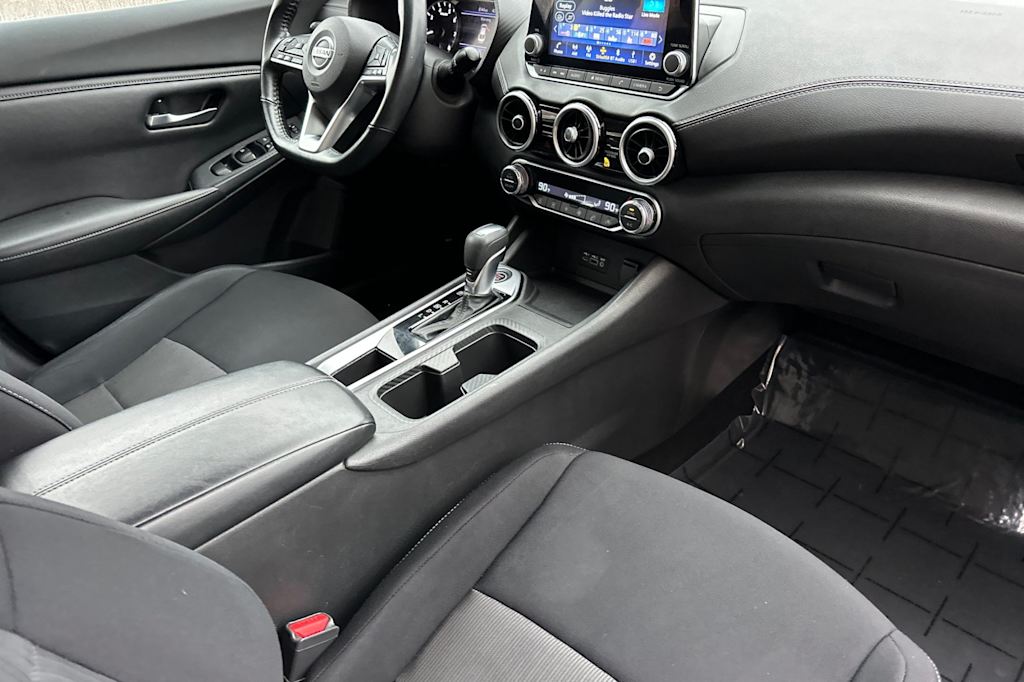 Thumbnail: 2021 Nissan Sentra - 12