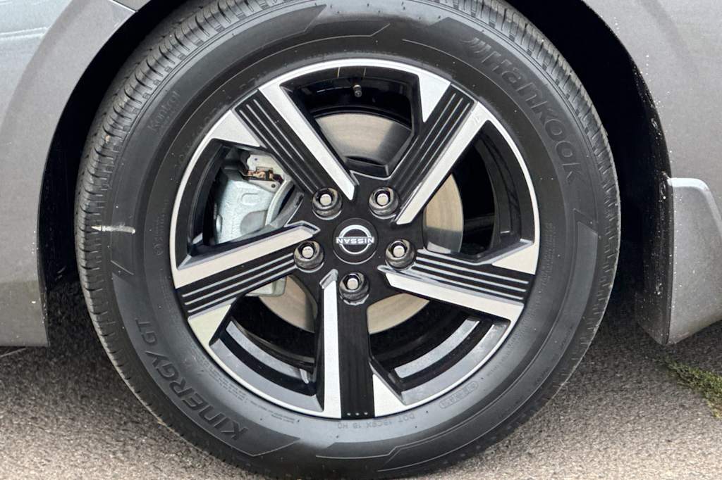 Thumbnail: 2025 Nissan Sentra - 8