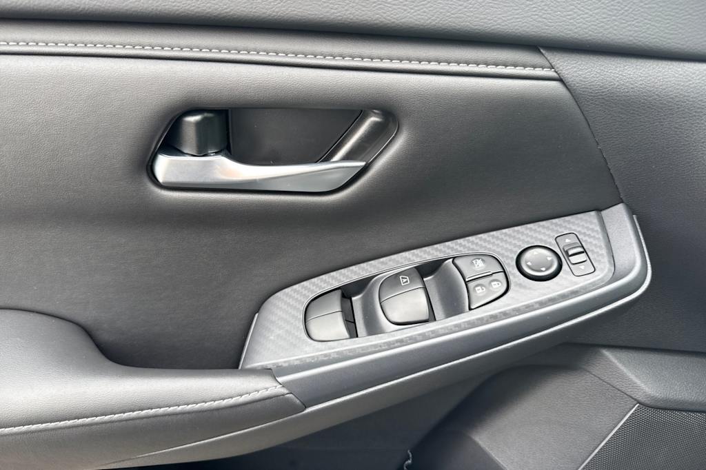 Thumbnail: 2025 Nissan Sentra - 20