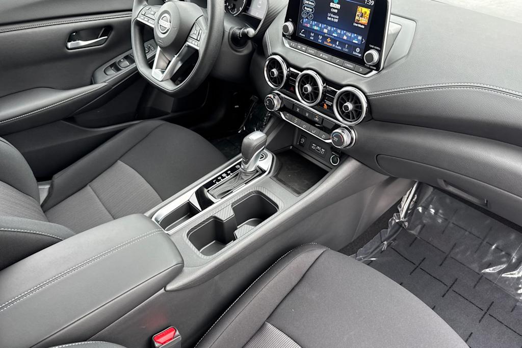 Thumbnail: 2025 Nissan Sentra - 12