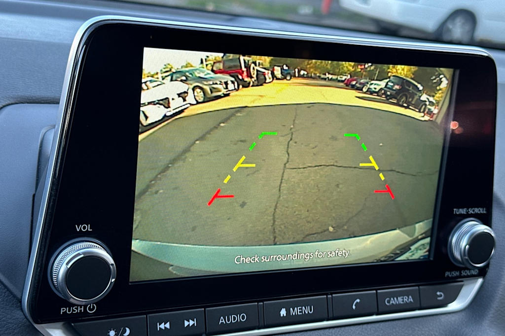 Thumbnail: 2025 Nissan Sentra - 23