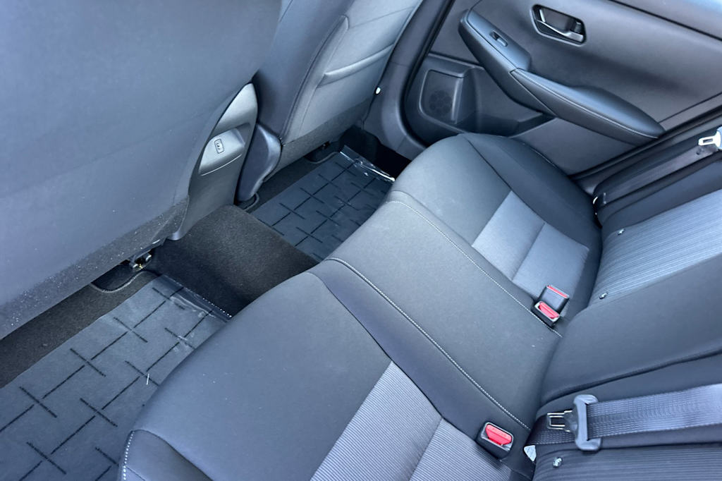 Thumbnail: 2025 Nissan Sentra - 11