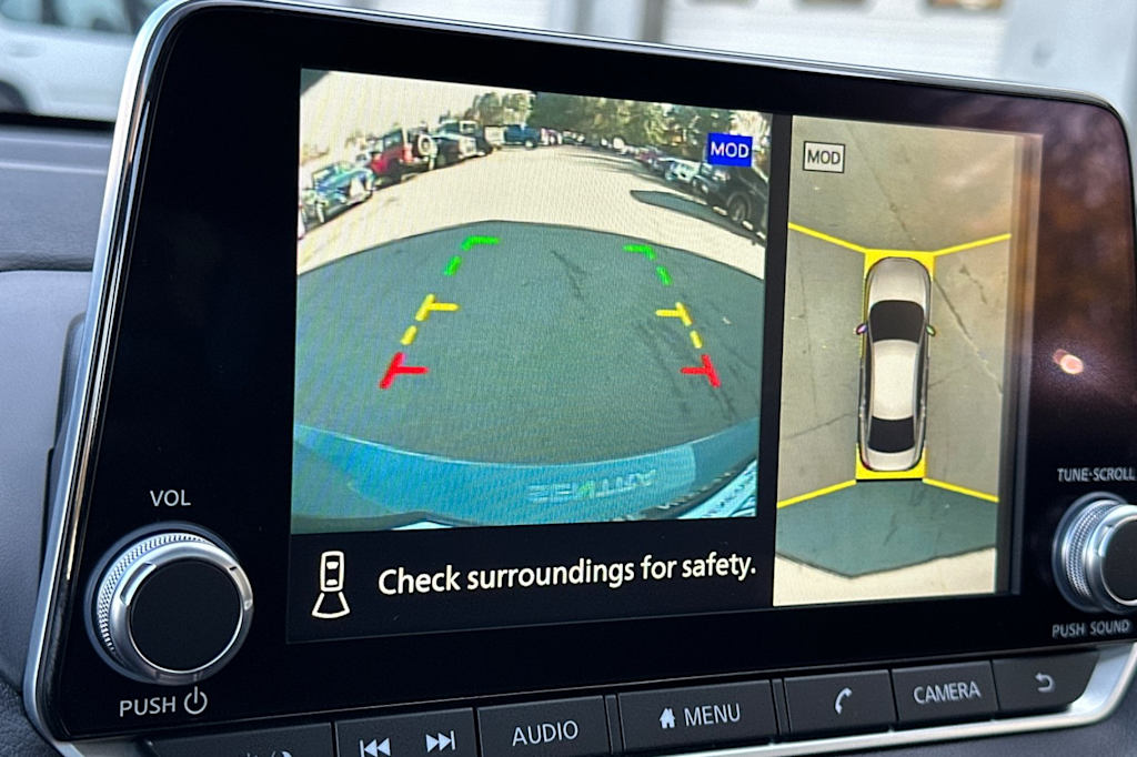 Thumbnail: 2025 Nissan Sentra - 22