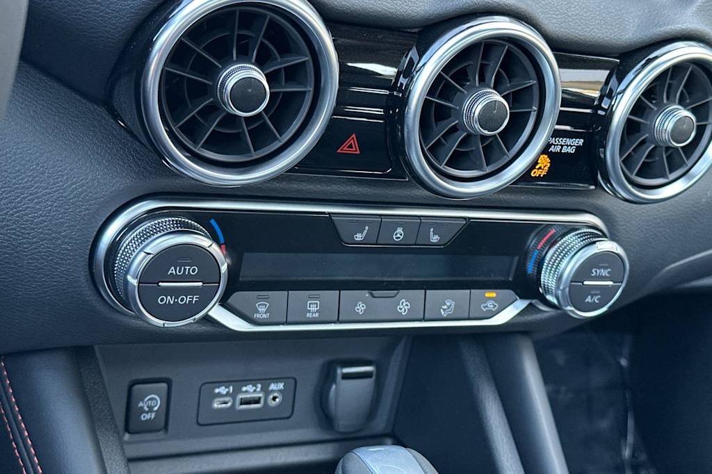 Thumbnail: 2025 Nissan Sentra - 23