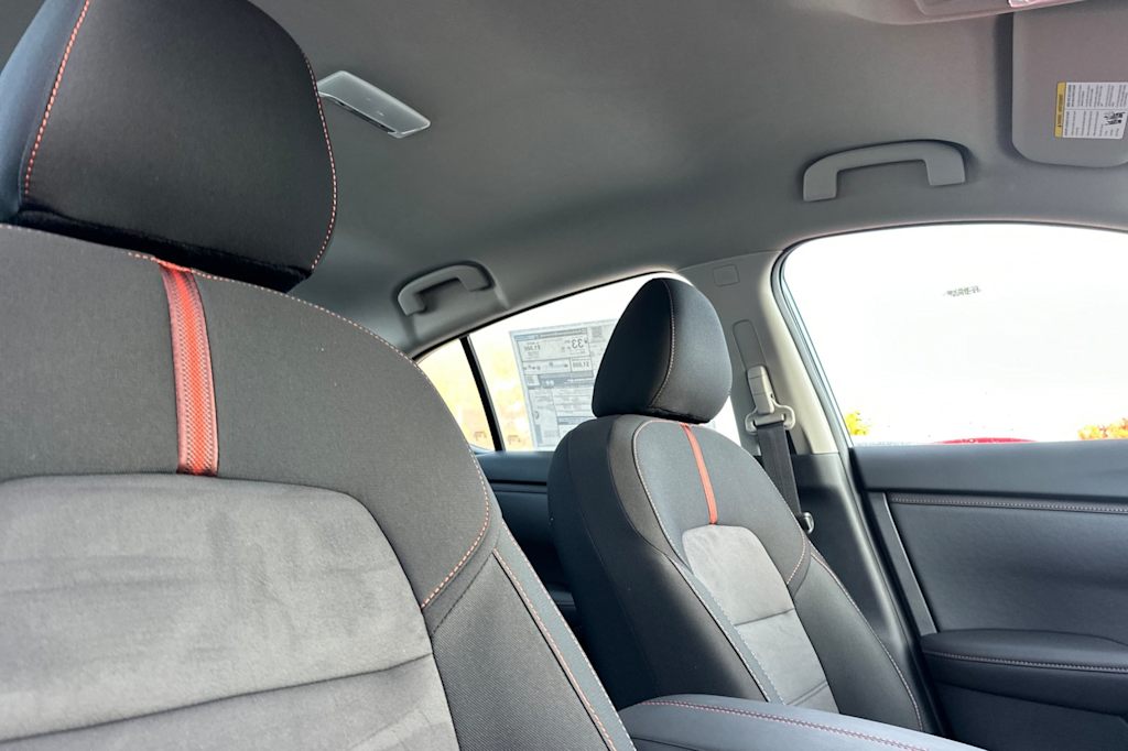 Thumbnail: 2025 Nissan Sentra - 10