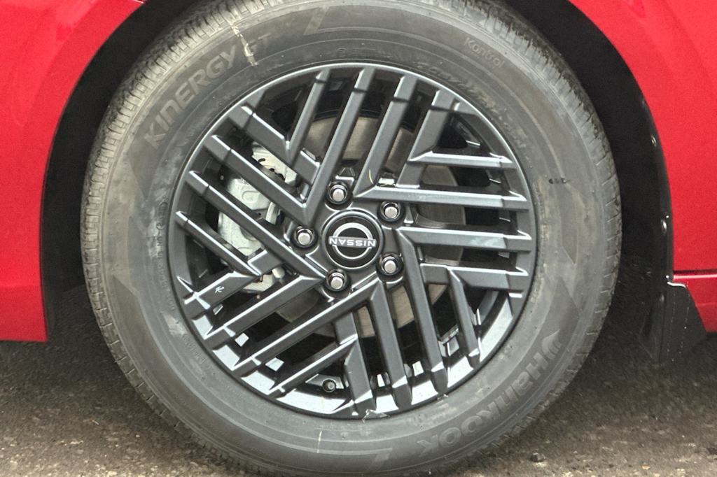 2026 Nissan Sentra SV - Photo 8