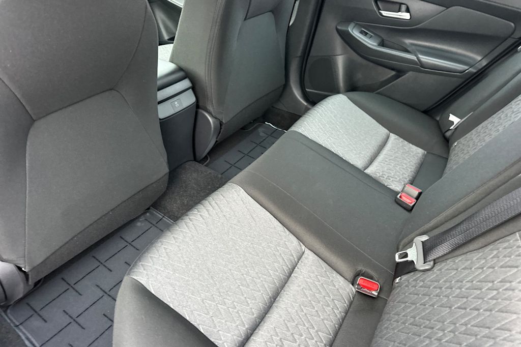 2026 Nissan Sentra SV - Photo 10