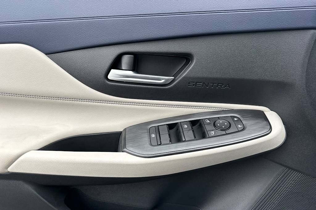 2026 Nissan Sentra SL - Photo 18