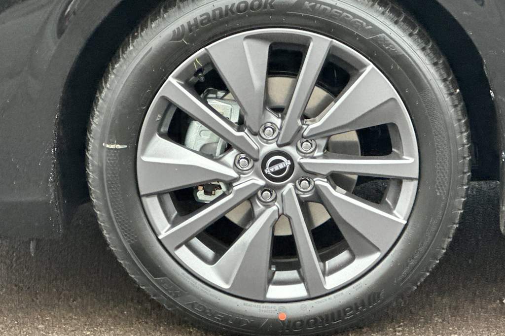 2026 Nissan Sentra SL - Photo 7