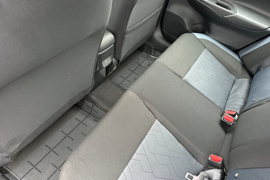 2025 Nissan Versa SV 10