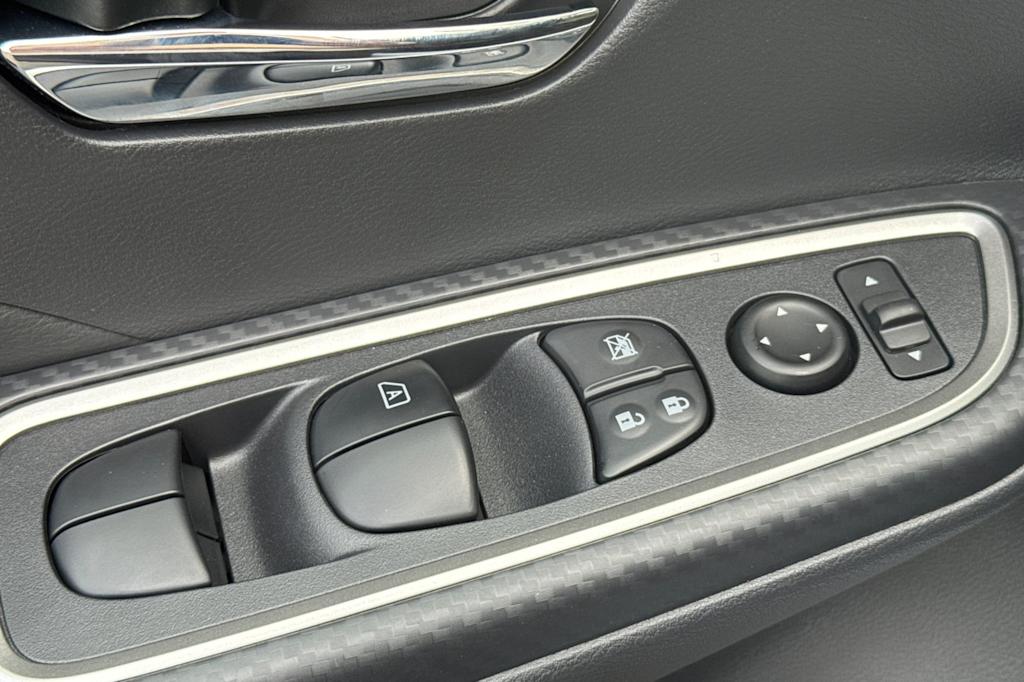 Thumbnail: 2025 Nissan Versa - 21