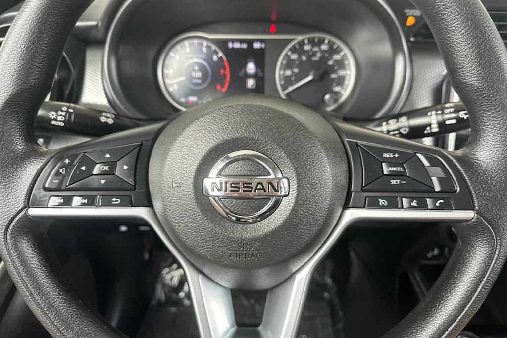 Thumbnail: 2019 Nissan Kicks - 27