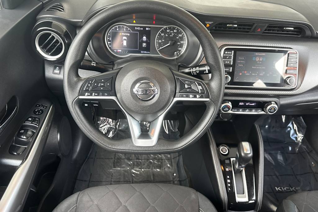 Thumbnail: 2019 Nissan Kicks - 11