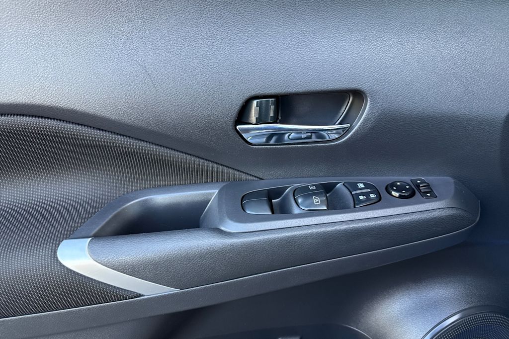 Thumbnail: 2021 Nissan Kicks - 21