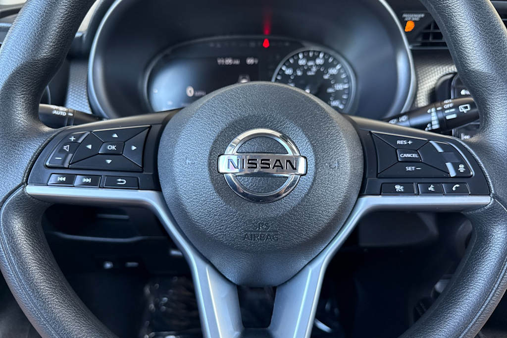 Thumbnail: 2021 Nissan Kicks - 27