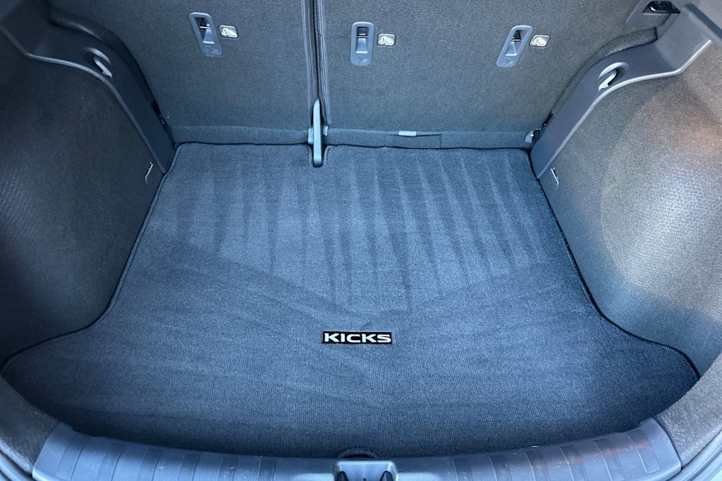 Thumbnail: 2024 Nissan Kicks - 18