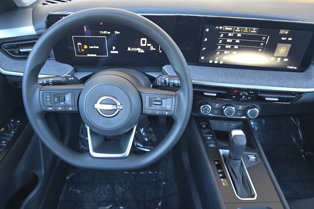 Thumbnail: 2026 Nissan Kicks - 9
