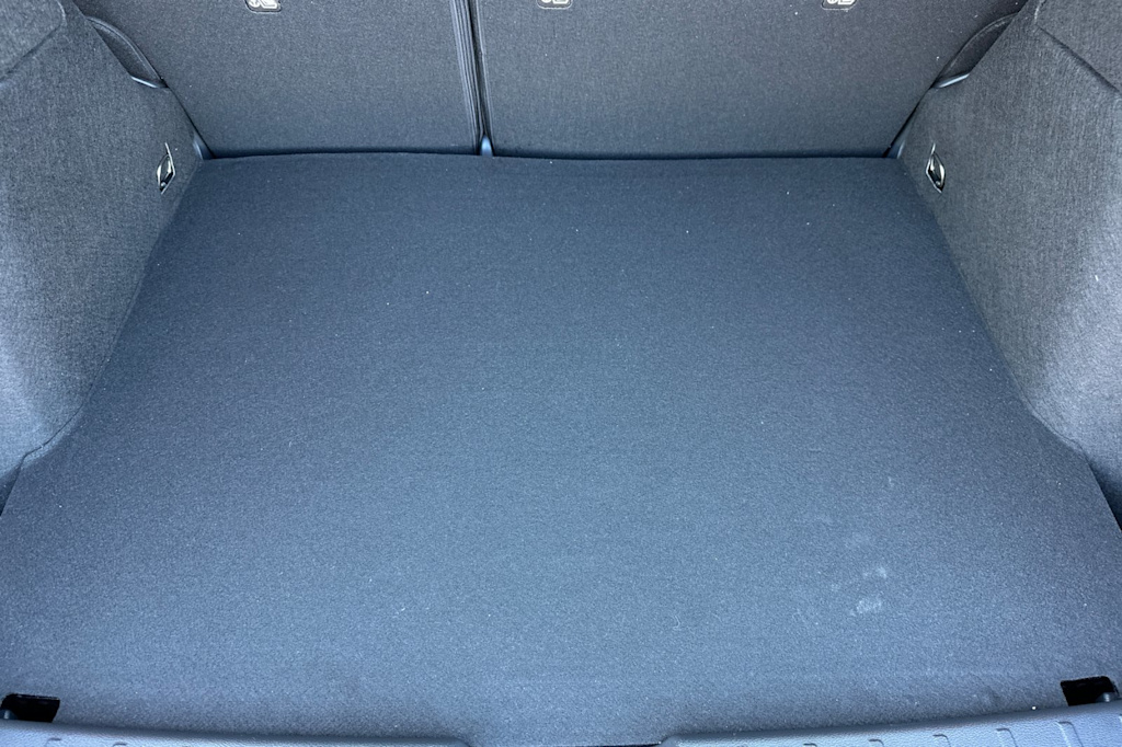 Thumbnail: 2025 Nissan Kicks - 15