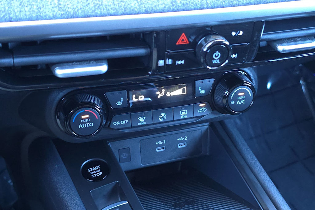 Thumbnail: 2026 Nissan Kicks - 23