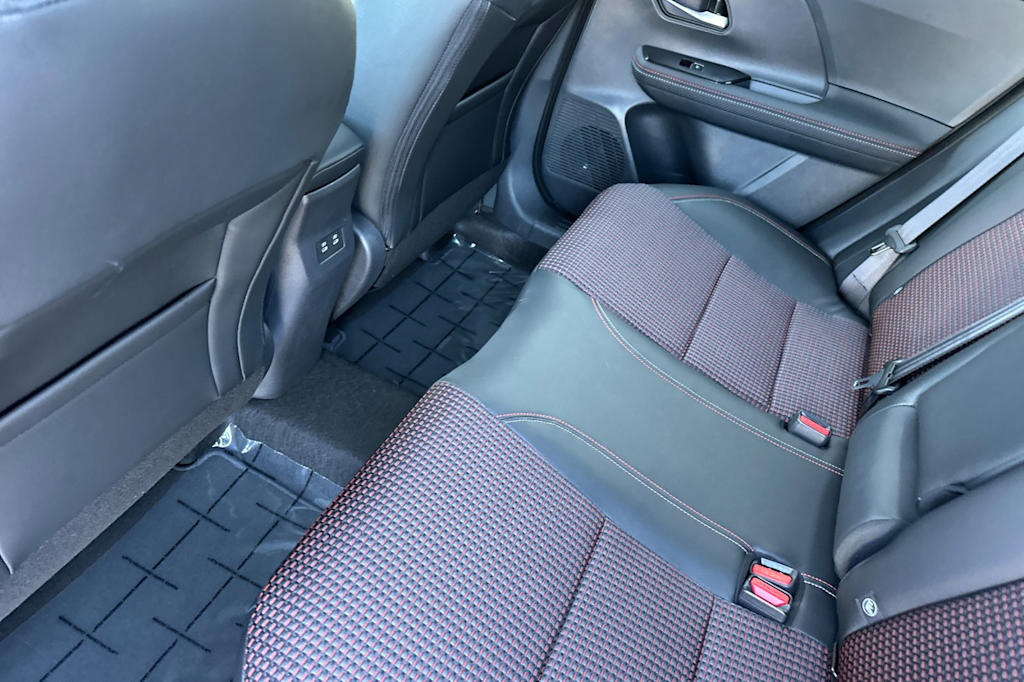 Thumbnail: 2025 Nissan Kicks - 9