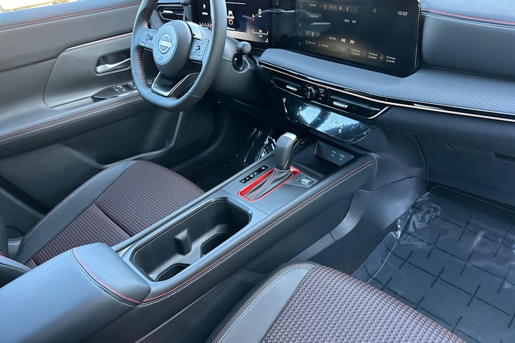 Thumbnail: 2025 Nissan Kicks - 11