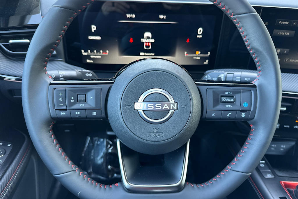 Thumbnail: 2025 Nissan Kicks - 25