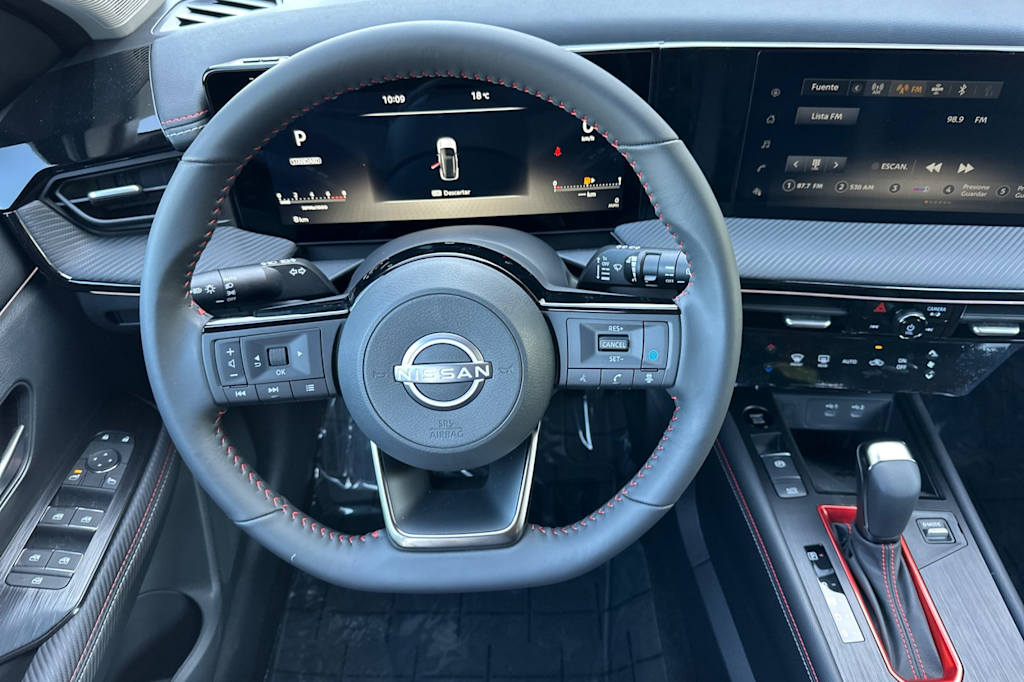 Thumbnail: 2025 Nissan Kicks - 10