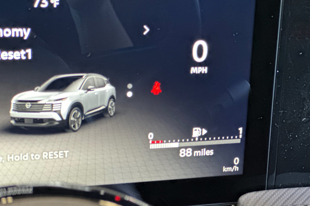 Thumbnail: 2026 Nissan Kicks - 28