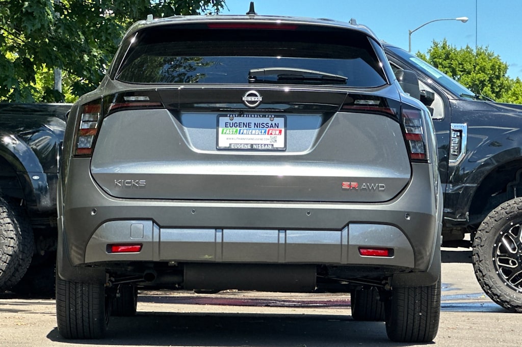 Thumbnail: 2026 Nissan Kicks - 8