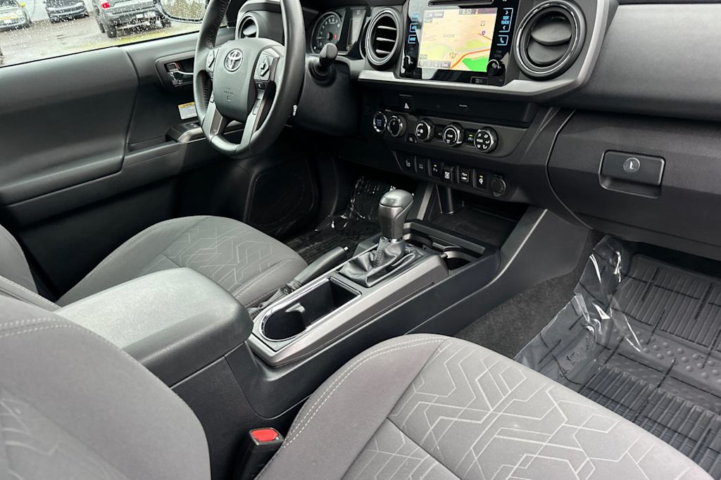 Thumbnail: 2019 Toyota Tacoma - 13