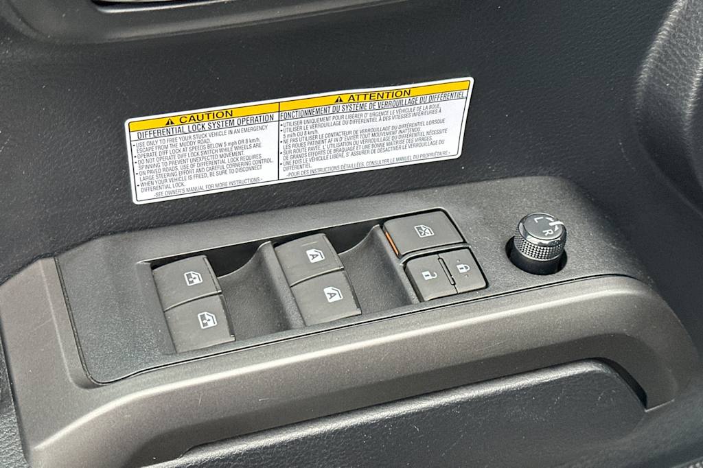 Thumbnail: 2019 Toyota Tacoma - 22