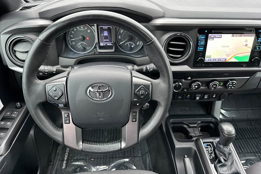 Thumbnail: 2019 Toyota Tacoma - 9