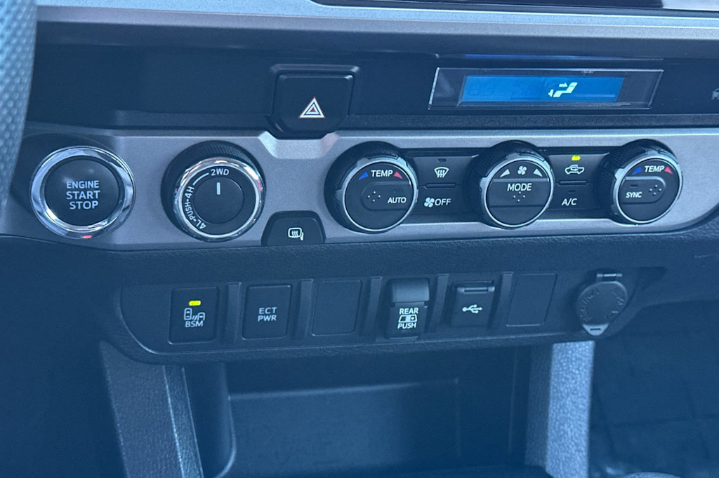 Thumbnail: 2023 Toyota Tacoma - 23