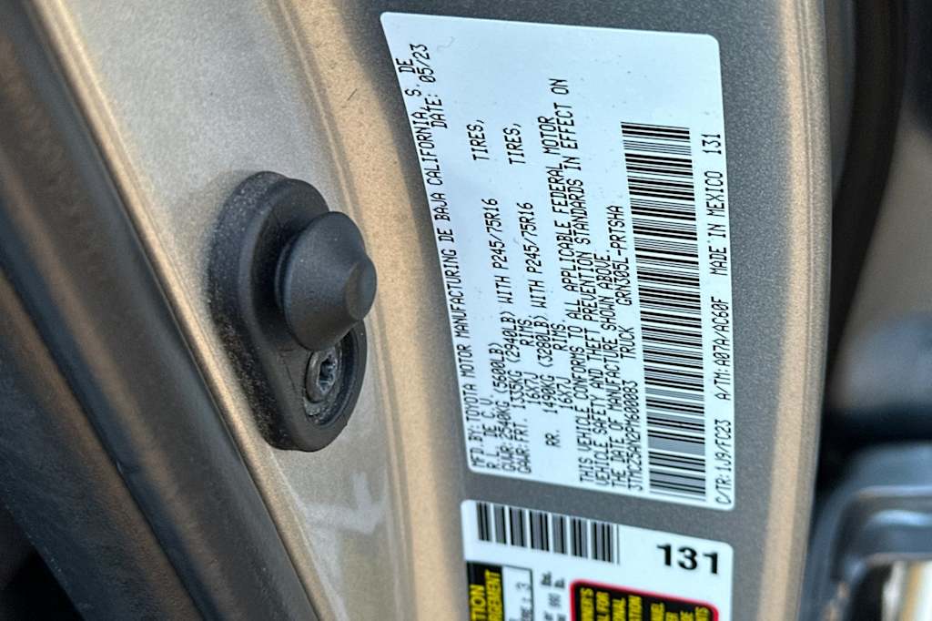 Thumbnail: 2023 Toyota Tacoma - 15