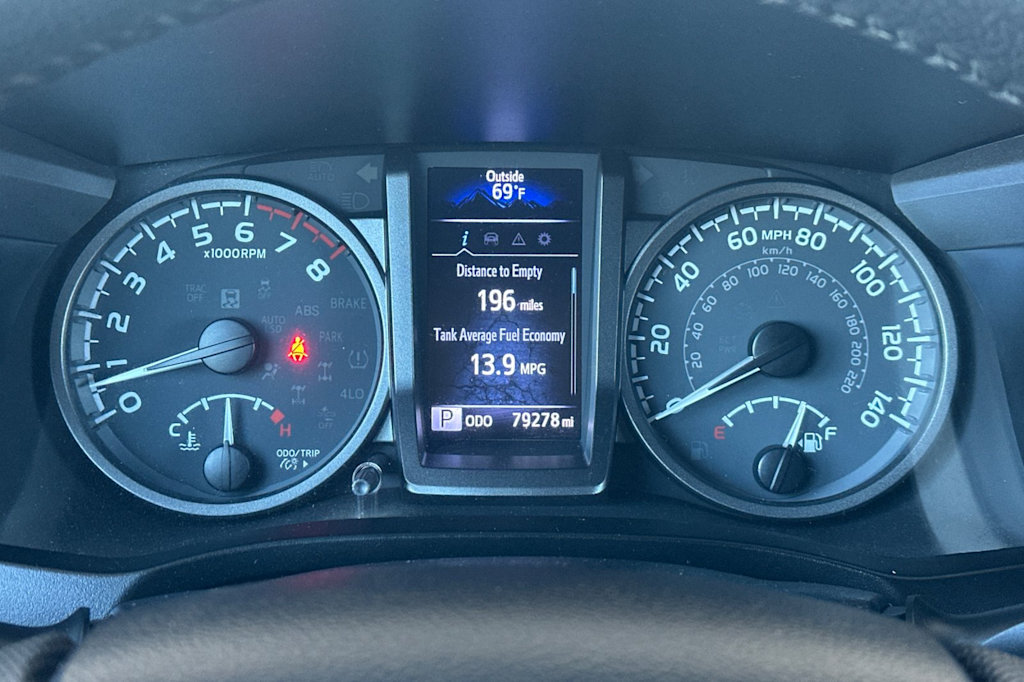 Thumbnail: 2021 Toyota Tacoma - 15