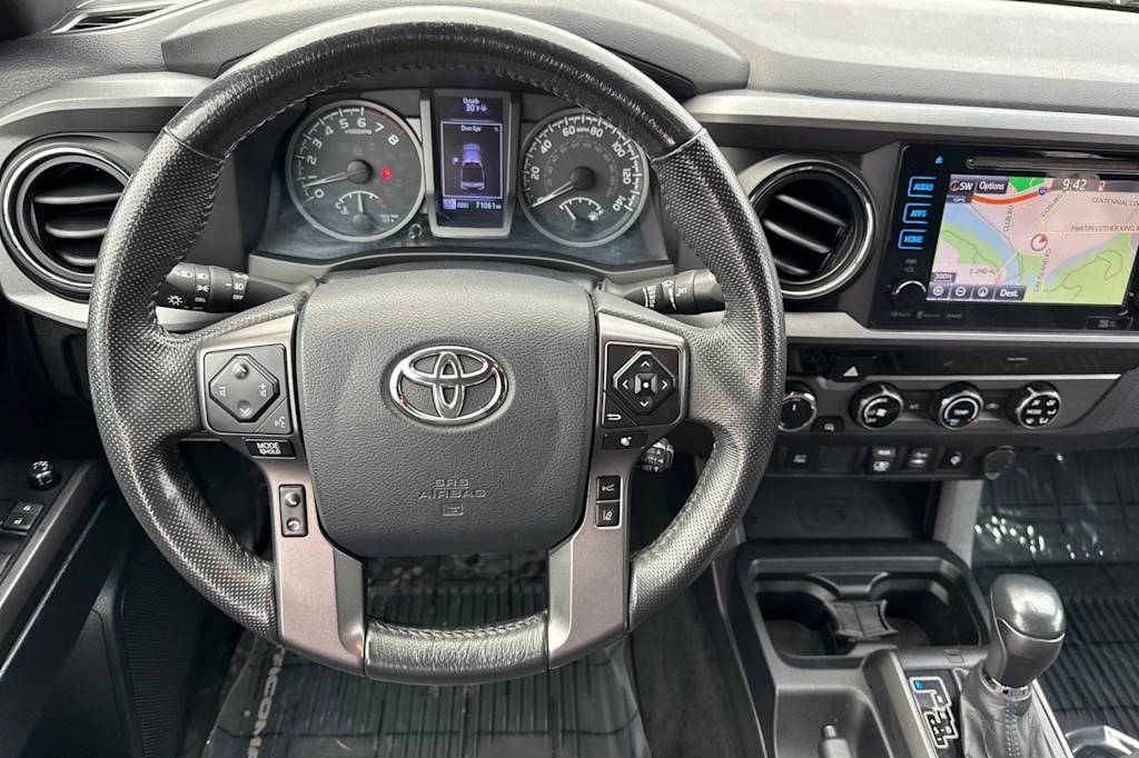 Thumbnail: 2018 Toyota Tacoma - 8