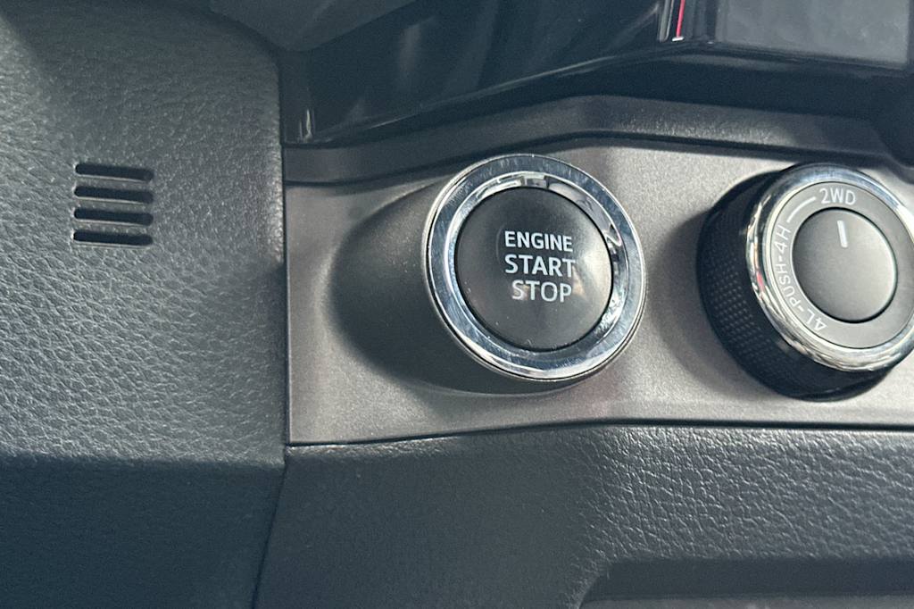 Thumbnail: 2018 Toyota Tacoma - 26