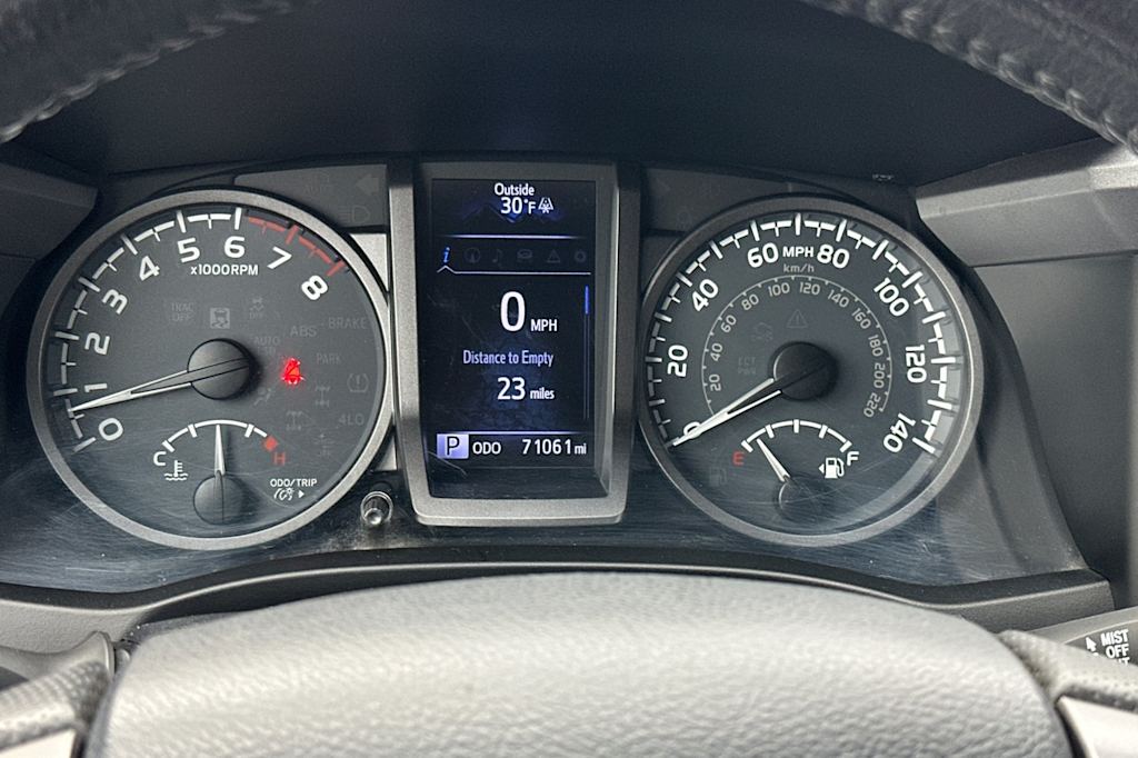 Thumbnail: 2018 Toyota Tacoma - 16