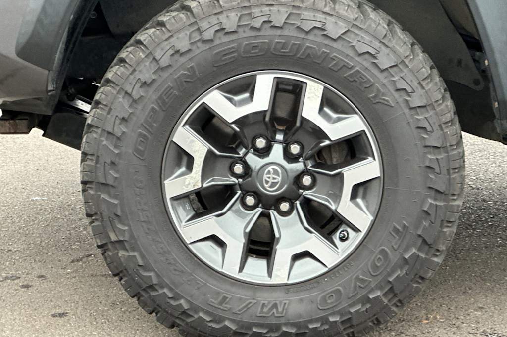 Thumbnail: 2021 Toyota Tacoma - 8