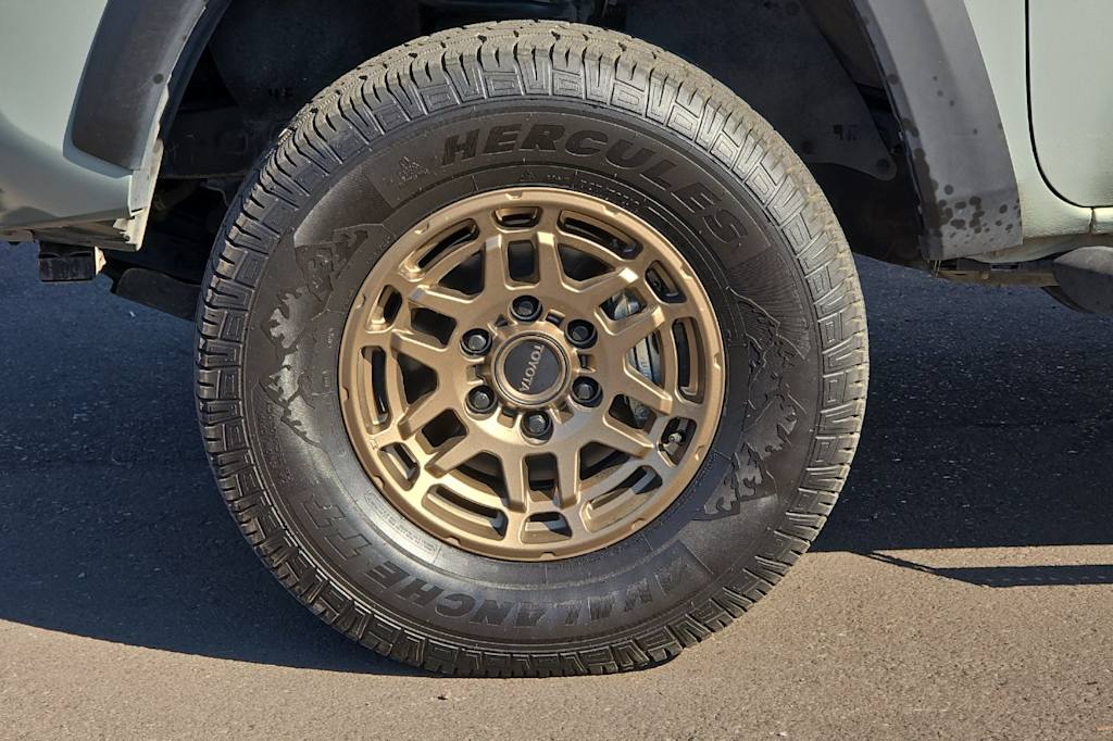 Thumbnail: 2022 Toyota Tacoma - 7