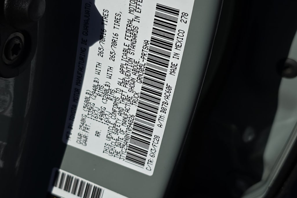 Thumbnail: 2022 Toyota Tacoma - 16