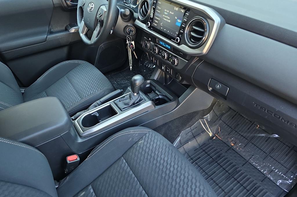 Thumbnail: 2022 Toyota Tacoma - 12